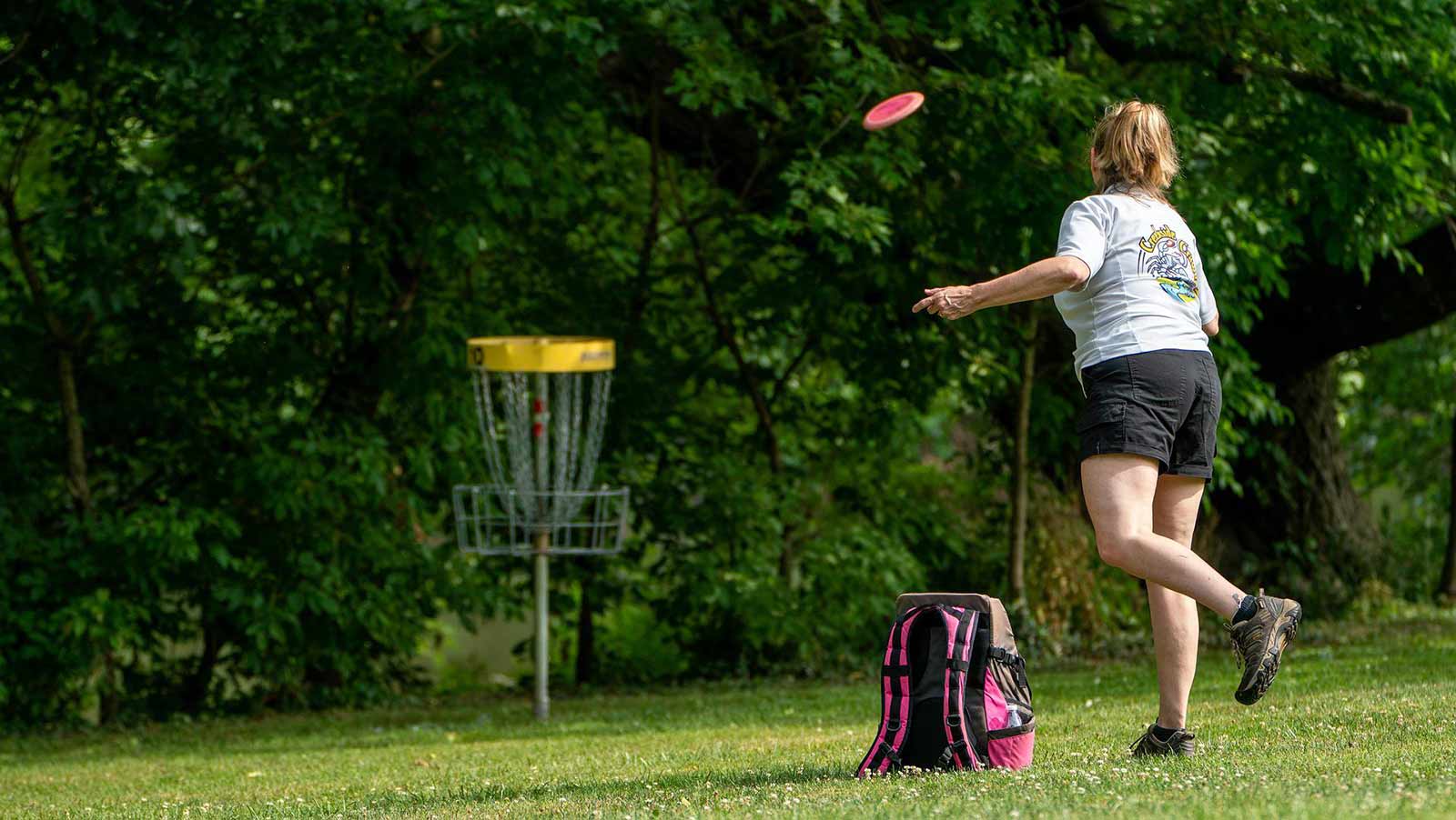 frisbee golf